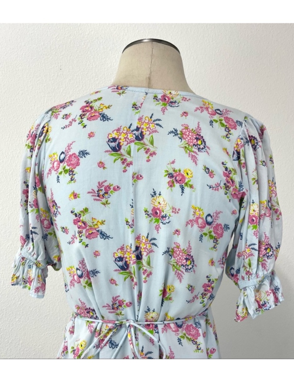 ❤️ Faithfull the Brand Maggie Floral Midi Dress 4 - Picture 8 of 16